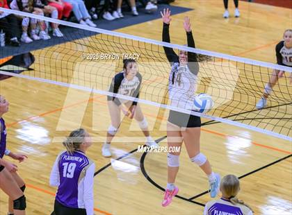 Thumbnail 1 in Oakley @ Greeley County photogallery.