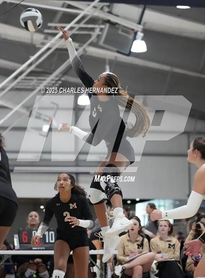 Thumbnail 1 in Mansfield vs Shadow Creek (Legends Invitational) photogallery.