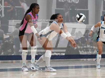 Thumbnail 1 in Mansfield vs Shadow Creek (Legends Invitational) photogallery.