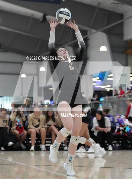 Thumbnail 2 in Mansfield vs Shadow Creek (Legends Invitational) photogallery.