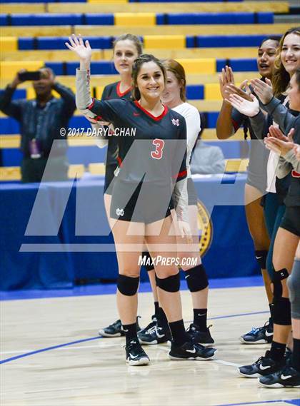 Thumbnail 3 in Archbishop Mitty vs. Mater Dei (CIF State Open Division Final) photogallery.