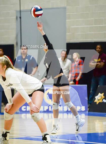 Thumbnail 1 in Archbishop Mitty vs. Mater Dei (CIF State Open Division Final) photogallery.