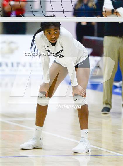 Thumbnail 2 in Archbishop Mitty vs. Mater Dei (CIF State Open Division Final) photogallery.