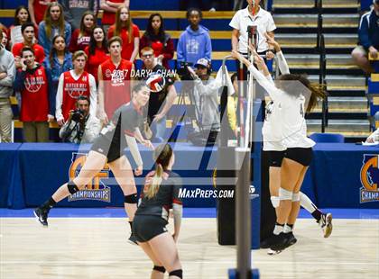 Thumbnail 3 in Archbishop Mitty vs. Mater Dei (CIF State Open Division Final) photogallery.