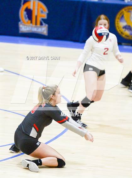 Thumbnail 2 in Archbishop Mitty vs. Mater Dei (CIF State Open Division Final) photogallery.