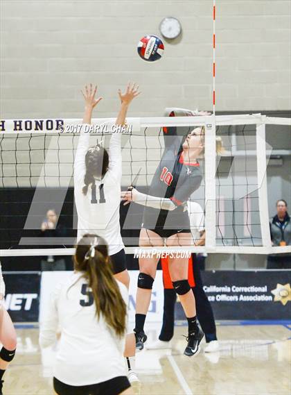 Thumbnail 1 in Archbishop Mitty vs. Mater Dei (CIF State Open Division Final) photogallery.