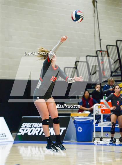 Thumbnail 3 in Archbishop Mitty vs. Mater Dei (CIF State Open Division Final) photogallery.