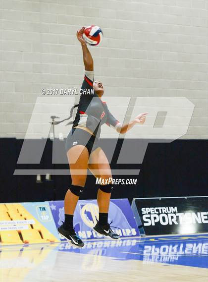Thumbnail 1 in Archbishop Mitty vs. Mater Dei (CIF State Open Division Final) photogallery.