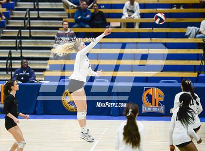 Thumbnail 3 in Archbishop Mitty vs. Mater Dei (CIF State Open Division Final) photogallery.