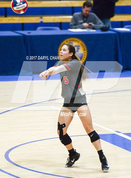 Thumbnail 2 in Archbishop Mitty vs. Mater Dei (CIF State Open Division Final) photogallery.