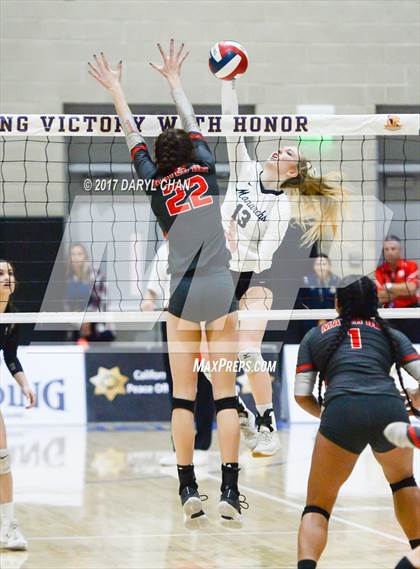 Thumbnail 1 in Archbishop Mitty vs. Mater Dei (CIF State Open Division Final) photogallery.