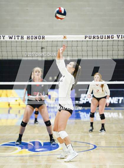 Thumbnail 2 in Archbishop Mitty vs. Mater Dei (CIF State Open Division Final) photogallery.