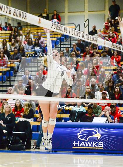 Thumbnail 2 in Archbishop Mitty vs. Mater Dei (CIF State Open Division Final) photogallery.