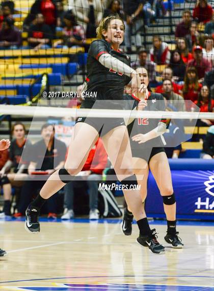 Thumbnail 3 in Archbishop Mitty vs. Mater Dei (CIF State Open Division Final) photogallery.