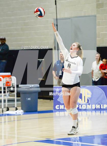 Thumbnail 3 in Archbishop Mitty vs. Mater Dei (CIF State Open Division Final) photogallery.