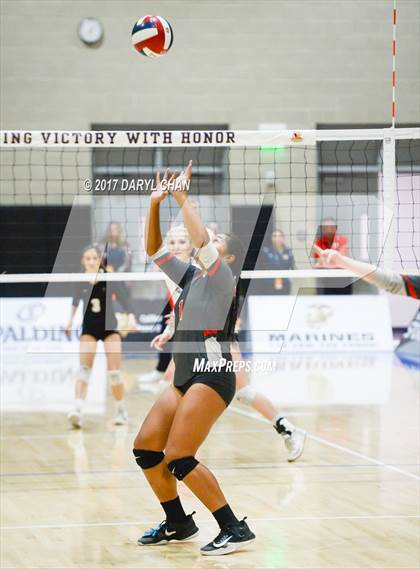 Thumbnail 2 in Archbishop Mitty vs. Mater Dei (CIF State Open Division Final) photogallery.