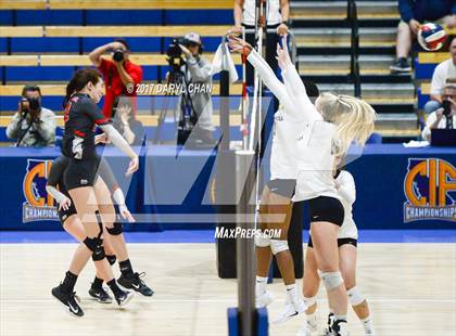Thumbnail 2 in Archbishop Mitty vs. Mater Dei (CIF State Open Division Final) photogallery.
