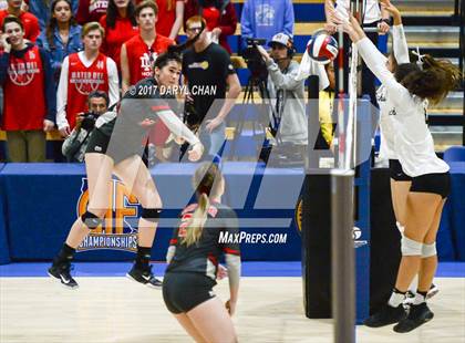 Thumbnail 2 in Archbishop Mitty vs. Mater Dei (CIF State Open Division Final) photogallery.