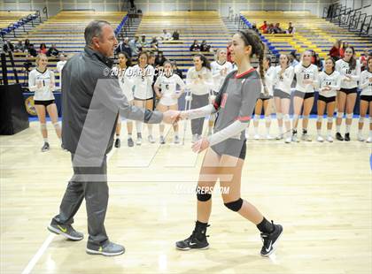 Thumbnail 2 in Archbishop Mitty vs. Mater Dei (CIF State Open Division Final) photogallery.
