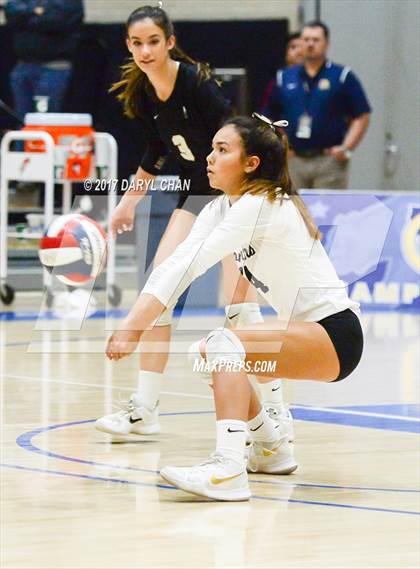 Thumbnail 1 in Archbishop Mitty vs. Mater Dei (CIF State Open Division Final) photogallery.