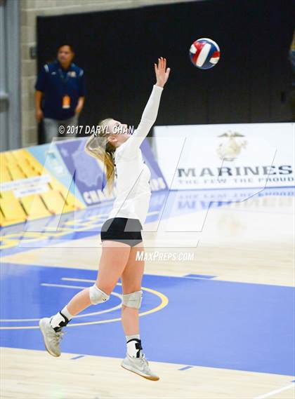 Thumbnail 2 in Archbishop Mitty vs. Mater Dei (CIF State Open Division Final) photogallery.