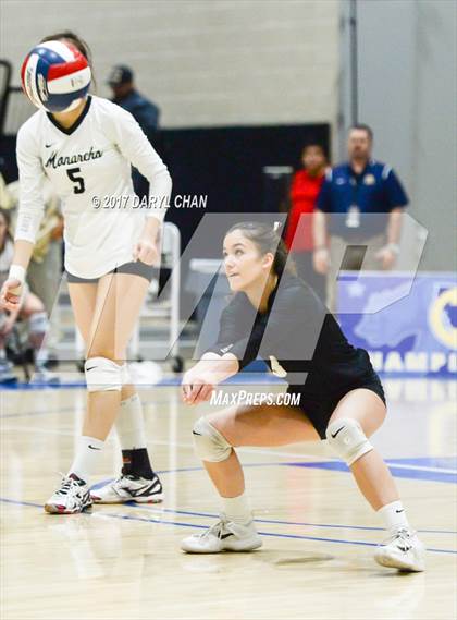 Thumbnail 3 in Archbishop Mitty vs. Mater Dei (CIF State Open Division Final) photogallery.