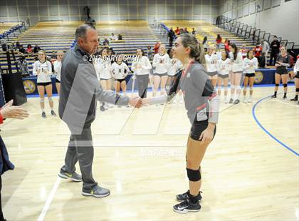 Thumbnail 3 in Archbishop Mitty vs. Mater Dei (CIF State Open Division Final) photogallery.