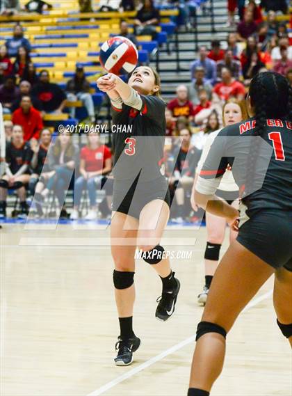 Thumbnail 2 in Archbishop Mitty vs. Mater Dei (CIF State Open Division Final) photogallery.