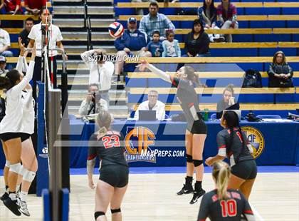 Thumbnail 3 in Archbishop Mitty vs. Mater Dei (CIF State Open Division Final) photogallery.