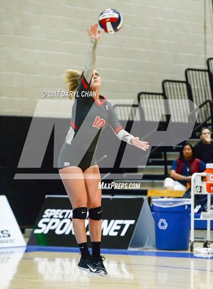 Thumbnail 2 in Archbishop Mitty vs. Mater Dei (CIF State Open Division Final) photogallery.