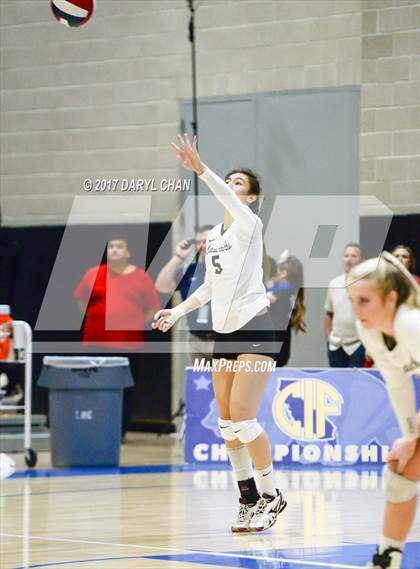 Thumbnail 2 in Archbishop Mitty vs. Mater Dei (CIF State Open Division Final) photogallery.