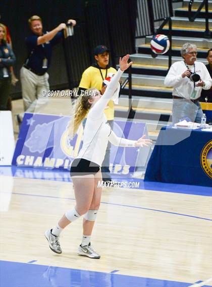 Thumbnail 2 in Archbishop Mitty vs. Mater Dei (CIF State Open Division Final) photogallery.
