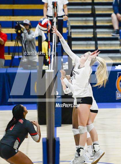 Thumbnail 3 in Archbishop Mitty vs. Mater Dei (CIF State Open Division Final) photogallery.