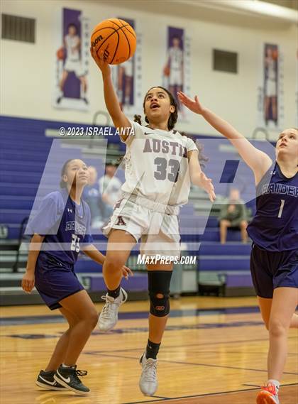 Thumbnail 3 in Austin High vs. Cedar Ridge (I45 Showdown) photogallery.