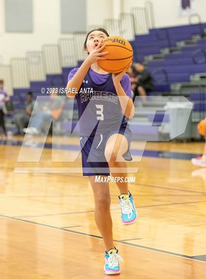 Thumbnail 2 in Austin High vs. Cedar Ridge (I45 Showdown) photogallery.