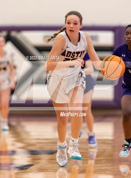 Thumbnail 1 in Austin High vs. Cedar Ridge (I45 Showdown) photogallery.