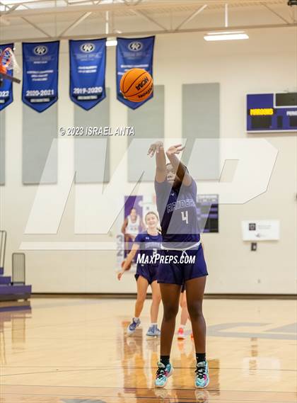 Thumbnail 1 in Austin High vs. Cedar Ridge (I45 Showdown) photogallery.