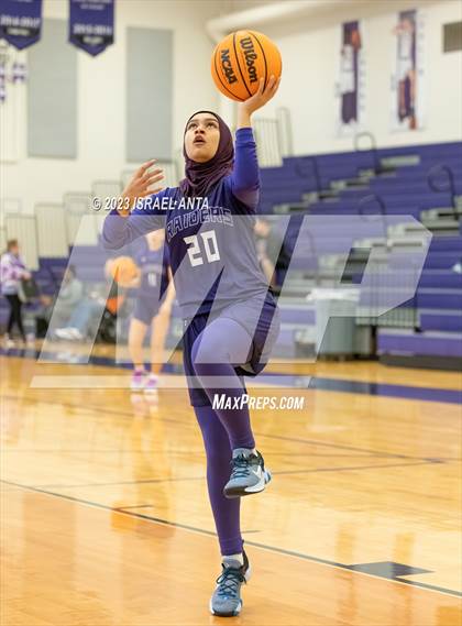 Thumbnail 2 in Austin High vs. Cedar Ridge (I45 Showdown) photogallery.