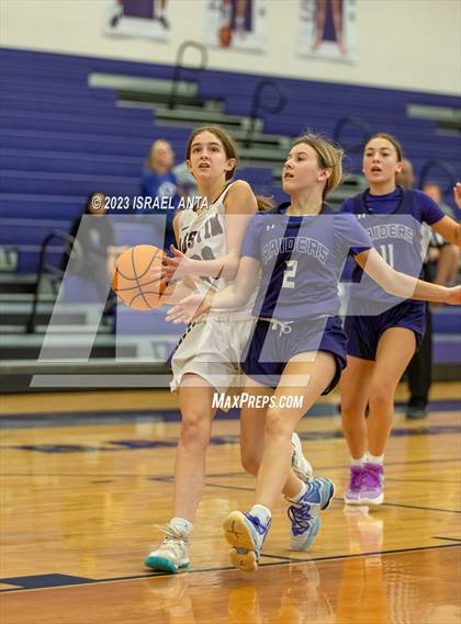 Thumbnail 3 in Austin High vs. Cedar Ridge (I45 Showdown) photogallery.