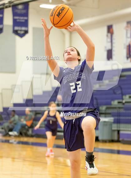 Thumbnail 3 in Austin High vs. Cedar Ridge (I45 Showdown) photogallery.