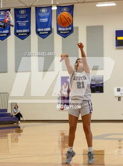 Thumbnail 1 in Austin High vs. Cedar Ridge (I45 Showdown) photogallery.