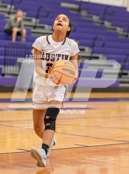 Thumbnail 3 in Austin High vs. Cedar Ridge (I45 Showdown) photogallery.