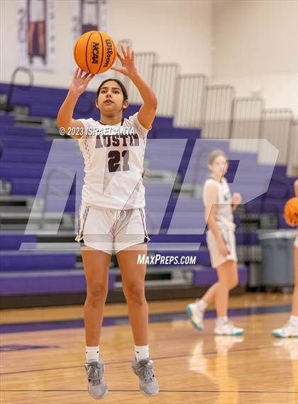Thumbnail 3 in Austin High vs. Cedar Ridge (I45 Showdown) photogallery.