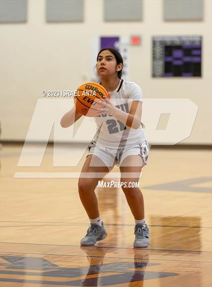 Thumbnail 2 in Austin High vs. Cedar Ridge (I45 Showdown) photogallery.