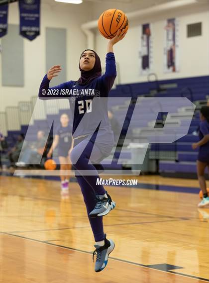 Thumbnail 2 in Austin High vs. Cedar Ridge (I45 Showdown) photogallery.