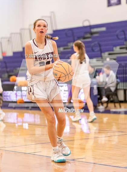 Thumbnail 3 in Austin High vs. Cedar Ridge (I45 Showdown) photogallery.