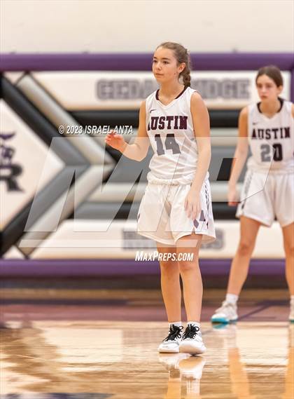 Thumbnail 2 in Austin High vs. Cedar Ridge (I45 Showdown) photogallery.