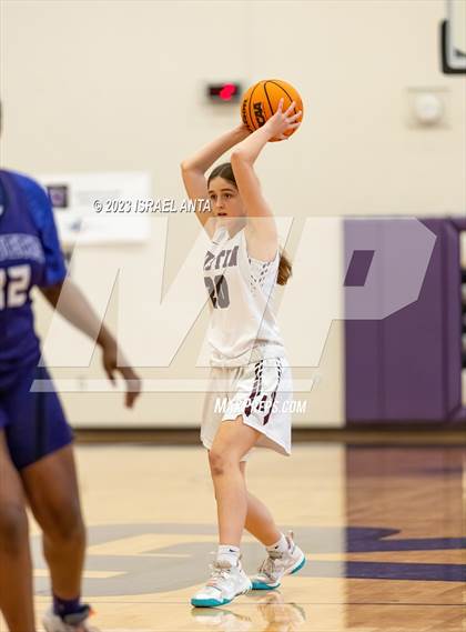 Thumbnail 1 in Austin High vs. Cedar Ridge (I45 Showdown) photogallery.