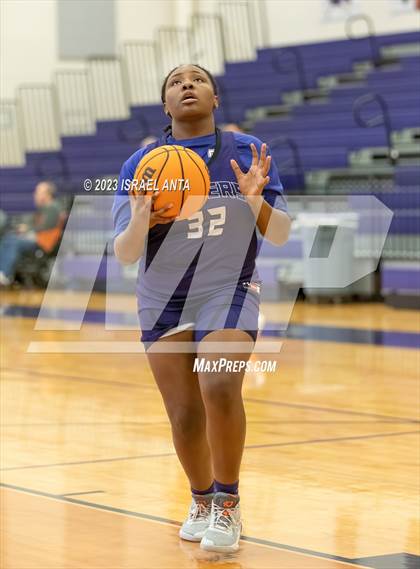 Thumbnail 2 in Austin High vs. Cedar Ridge (I45 Showdown) photogallery.