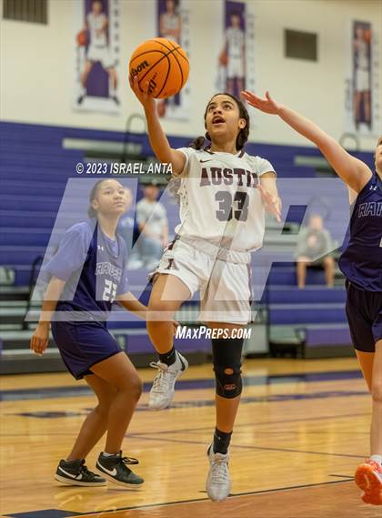 Thumbnail 2 in Austin High vs. Cedar Ridge (I45 Showdown) photogallery.